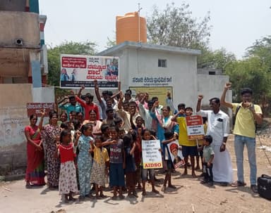 ಶಾಲೆ ವಿಲೀನ ವಿರೋಧಿಸಿ ಗ್ರಾಮಸ್ಥರ ಪ್ರತಿಭಟನೆ