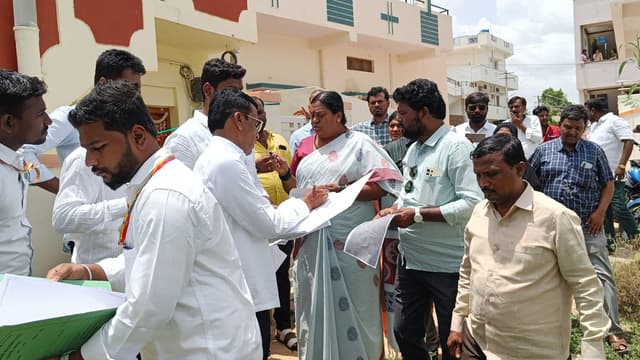 ಆಶ್ರಯ ಲೇಔಟ್ ಅಕ್ರಮ ಒತ್ತುವರಿ ತೆರವಿಗೆ ಕ್ರಮ ನಗರಸಭೆ ಅಧ್ಯಕ್ಷೆ ಕು.ಲಲಿತಾ ಮೌಲಾಲಿ ಅನಪೂರ