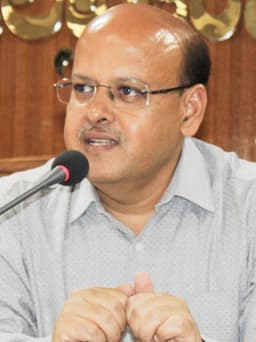 ಪಿಯುಸಿ ಫಲಿತಾಂಶ ಕಲ್ಯಾಣ ಕರ್ನಾಟಕದಲ್ಲಿ ಕೊಪ್ಪಳಕ್ಕೆ ಮೊದಲನೇ ಸ್ಥಾನ:12,189 ವಿದ್ಯಾರ್ಥಿಗಳು ಪಾಸ್- ಜಿಲ್ಲಾಧಿಕಾರಿ ಸುರೇಶ ಇಟ್ನಾಳ್ ಅಭಿನಂದನೆ