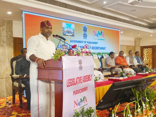ಪುದುಚೇರಿ ವಿಧಾನಸಭೆಗಾಗಿ ರಾಷ್ಟ್ರೀಯ ಇ-ವಿಧಾನ್ ಅಪ್ಲಿಕೇಶನ್ (ಓeಗಿಂ) ಡಿಜಿಟಲ್ ಪ್ಲಾಟ್ಫರ್ಮ್ ಅನ್ನು ಕೇಂದ್ರ ಸಚಿವರಾದ ಡಾ. ಎಲ್. ಮುರುಗನ್ ಉದ್ಘಾಟಿಸಿದರು