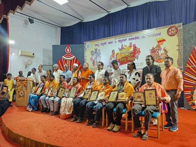 ಗಂಡುಮೆಟ್ಟಿನ ನಾಡಿನಲ್ಲಿ ಜಾನಪದ ಕಲೆಯ ಜೊತೆಗೆ ಬಸವಣ್ಣನವರ ಆದರ್ಶಗಳನ್ನು ಪಾಲಿಸೋಣ- ಎನ್.ಎಚ್ ಕೊನರಡ್ಡಿ