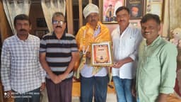 ಡಾ.ಬಿ.ಆರ್.ಅಂಬೇಡ್ಕರ ಪ್ರಶಸ್ತಿ ಪಡೆದಿರುವ ಸಿ ವಾಯಾ ಮೆಣಸಿನಕಾಯಿ ಗೆ ಸತ್ಕಾರ