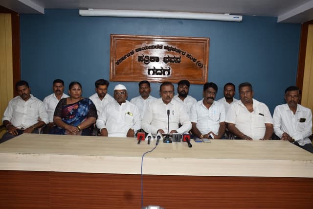 ಕುರುಬ ಸಮುದಾಯದ ವಿರುದ್ದ ಹೇಳಿಕೆ ಖಂಡನೀಯ ಸಿ.ಸಿ.ಪಾಟೀಲ ಅವರು ತಮ್ಮ ಸ್ಥಾನಕ್ಕೆ ರಾಜೀನಾಮೆ ನೀಡಬೇಕು : ರುದ್ರಣ್ಣ ಗುಳಗುಳಿ